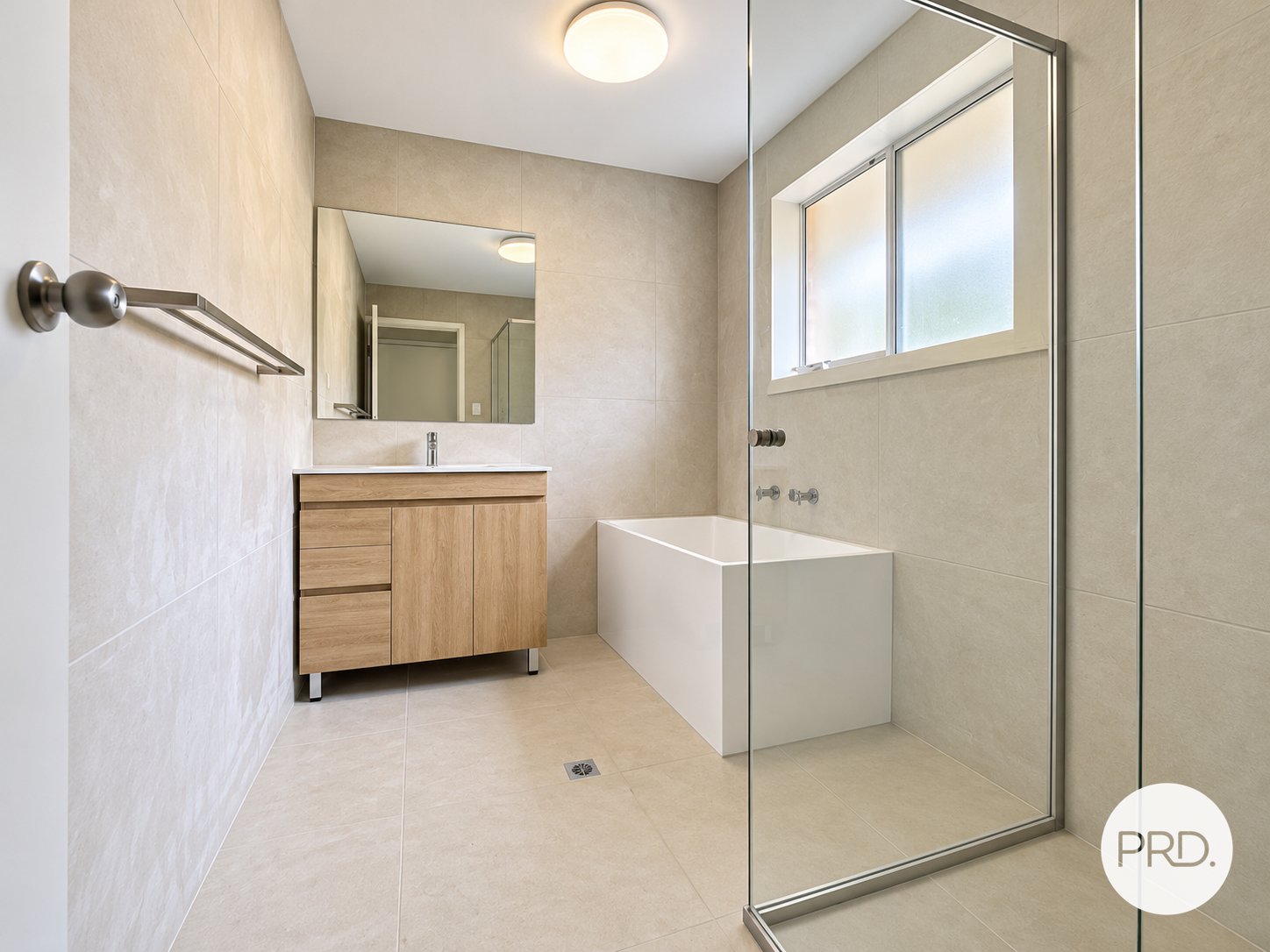 8/33 Napier Ave  LURNEA 8