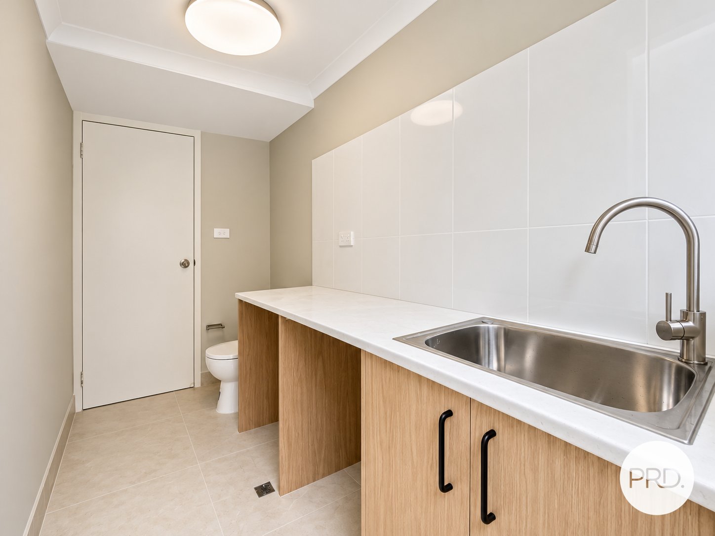 8/33 Napier Ave  LURNEA 10