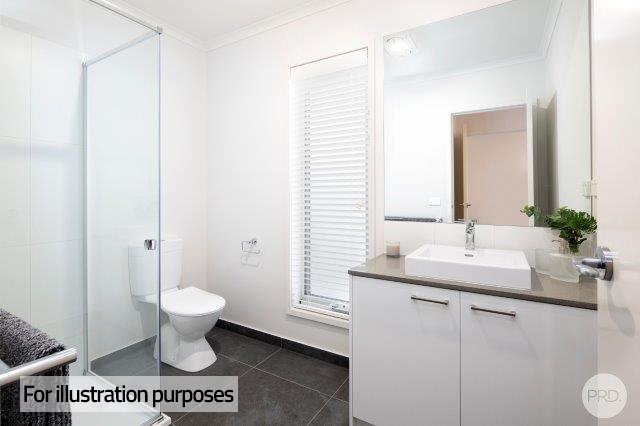 8/33 Tremain Drive LUCAS 5