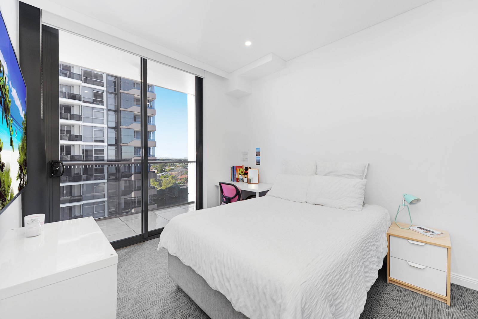 833/1 Studio Drive EASTGARDENS 11