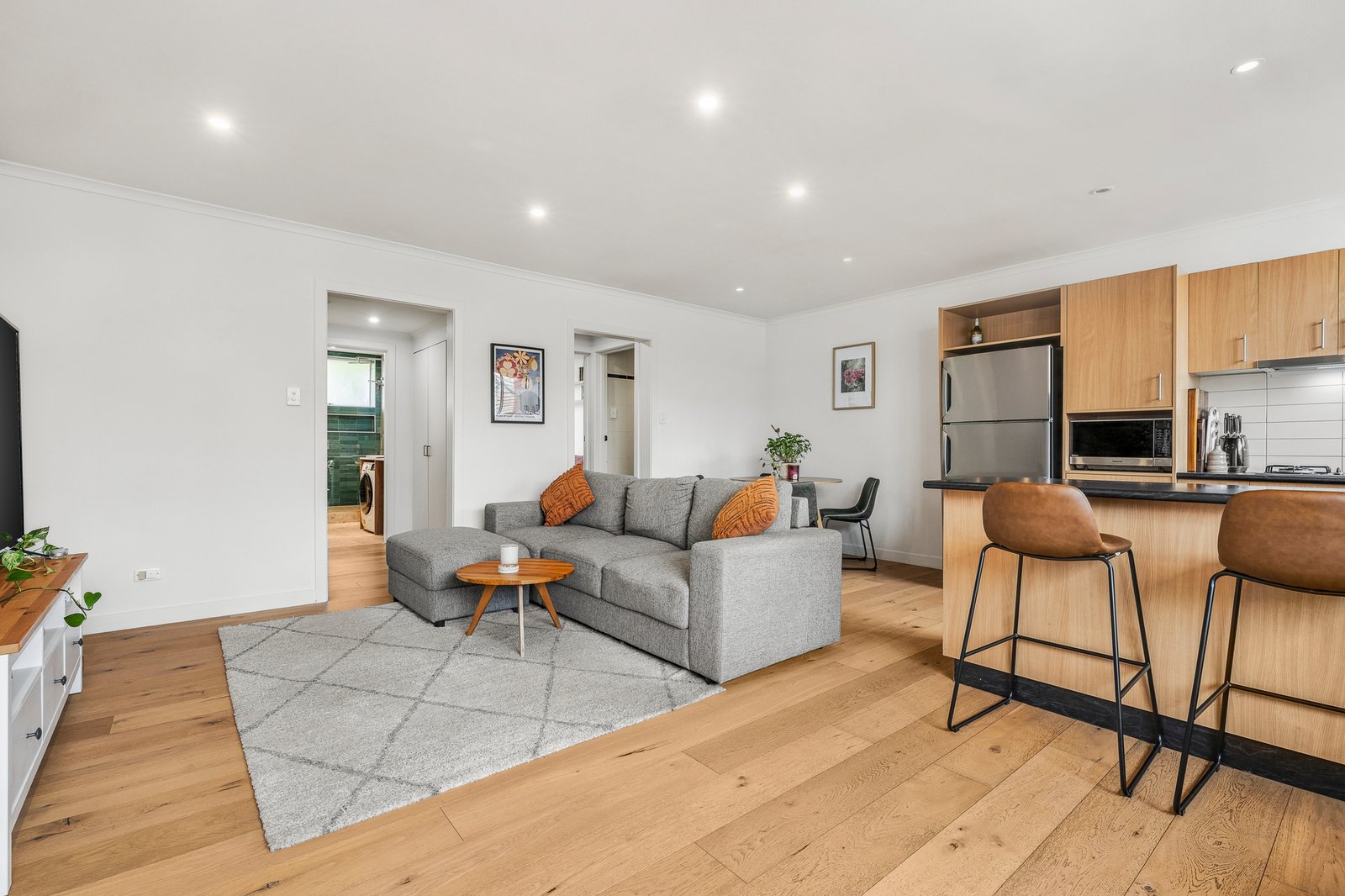 Gallery: 8/332-334 Dandenong Road