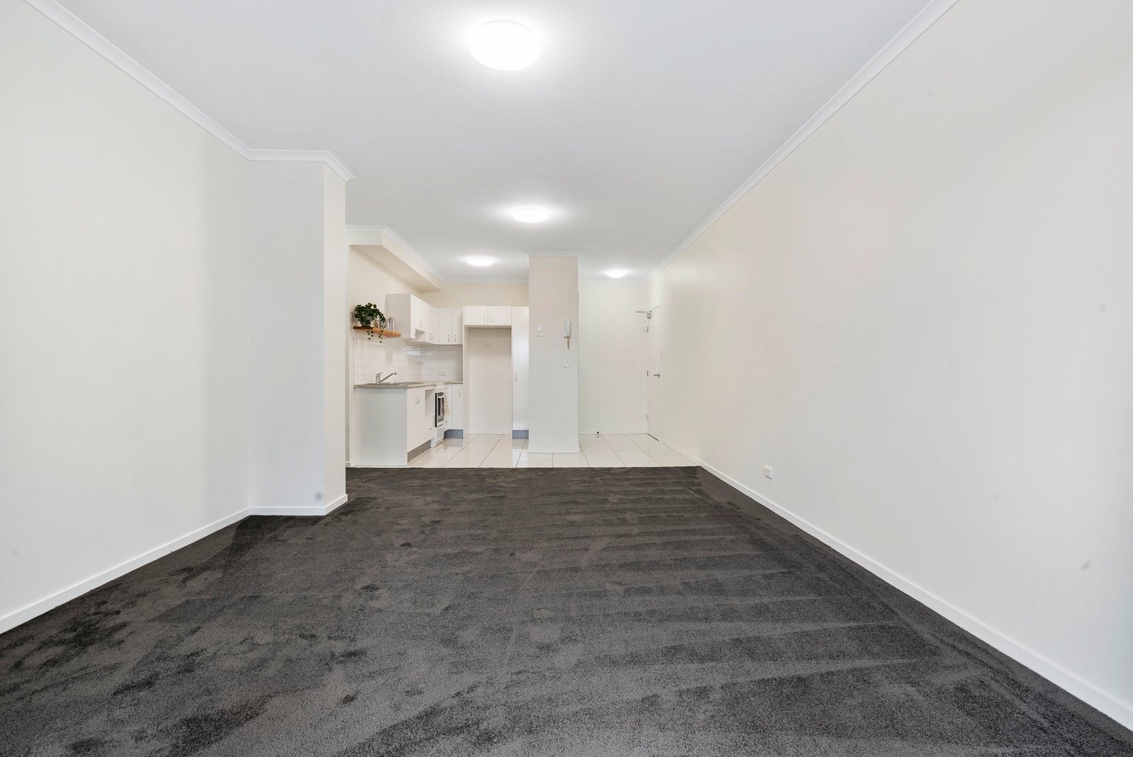 8/34 Dry Dock Road TWEED HEADS SOUTH 4