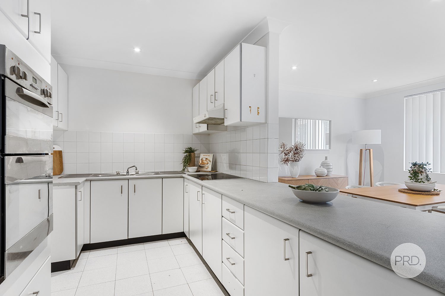 8/34 Oatley Avenue OATLEY 6