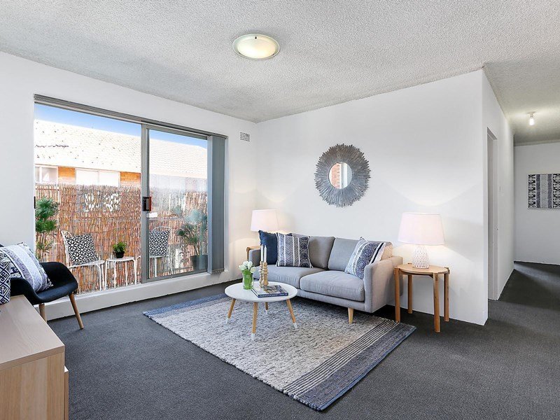 8/35 Bexley Road CAMPSIE 3