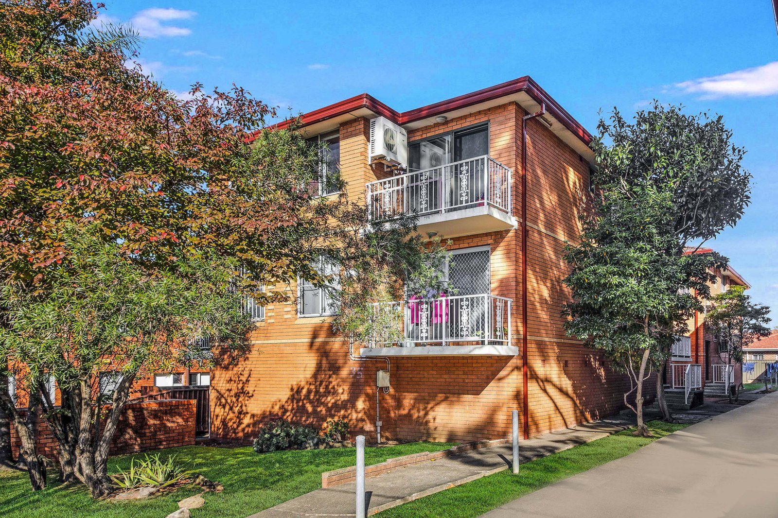 8/35 Bexley Road CAMPSIE 1