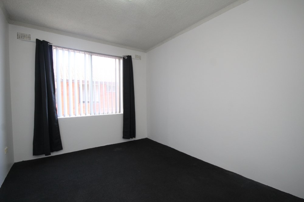 8/35 Bexley Road CAMPSIE 5