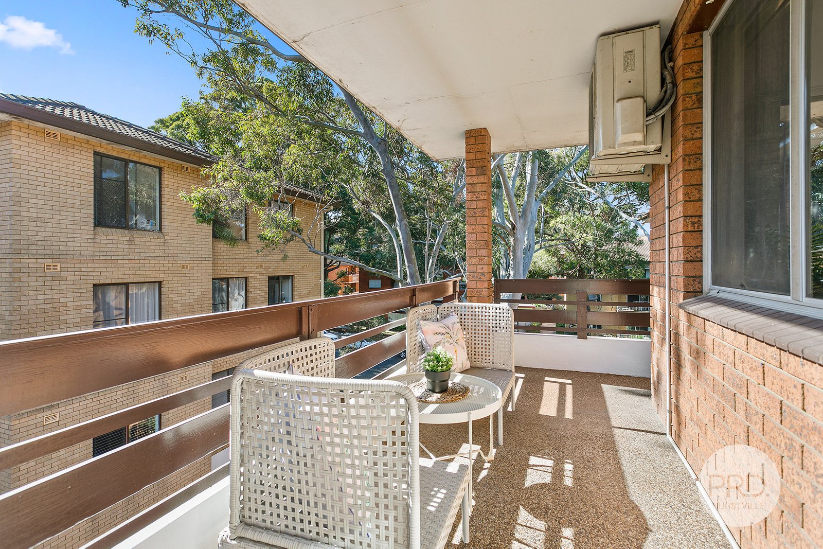 8/35 St Georges Parade HURSTVILLE 8