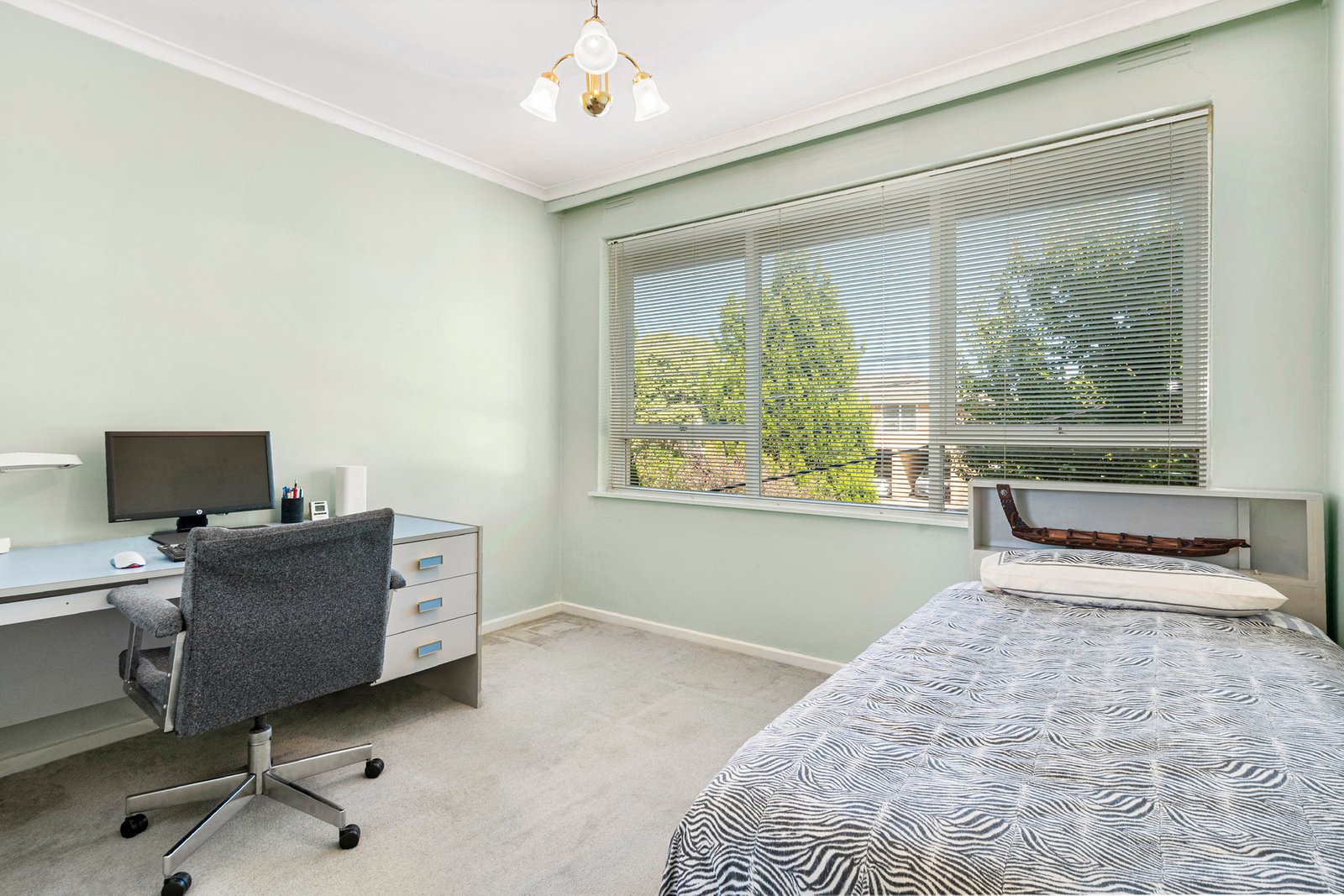 Real Estate and Property in 8/35 Tranmere Avenue, Carnegie, VIC