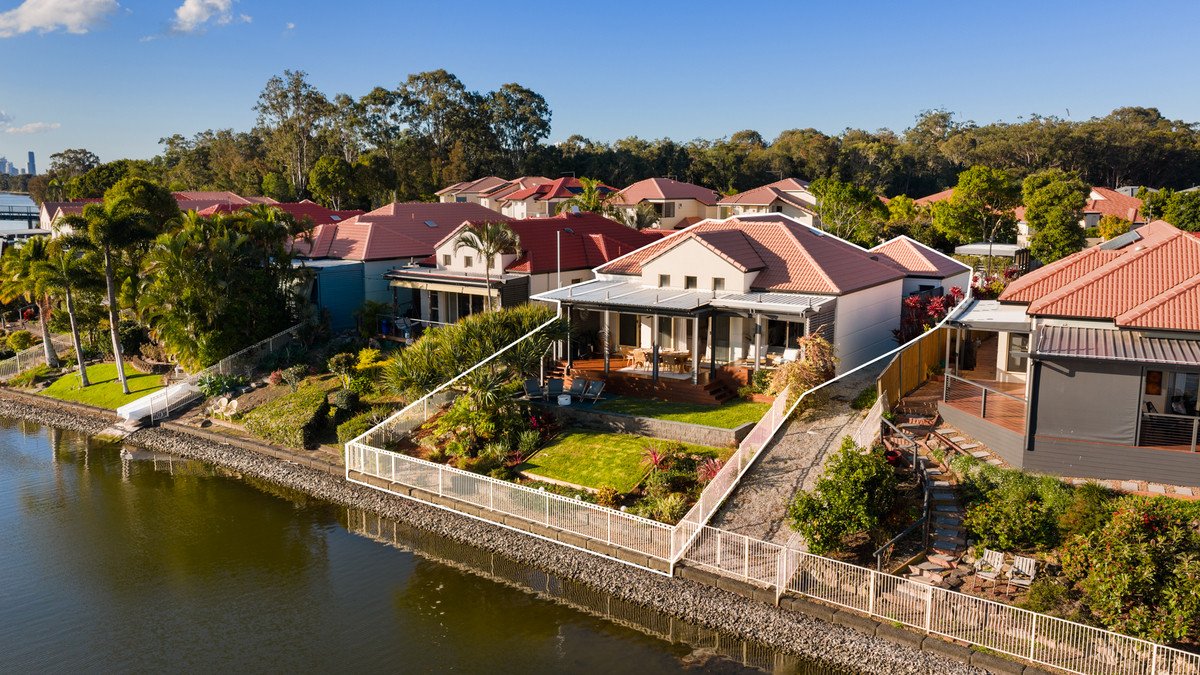 8/36-42 Beachcomber Court Burleigh Waters 16
