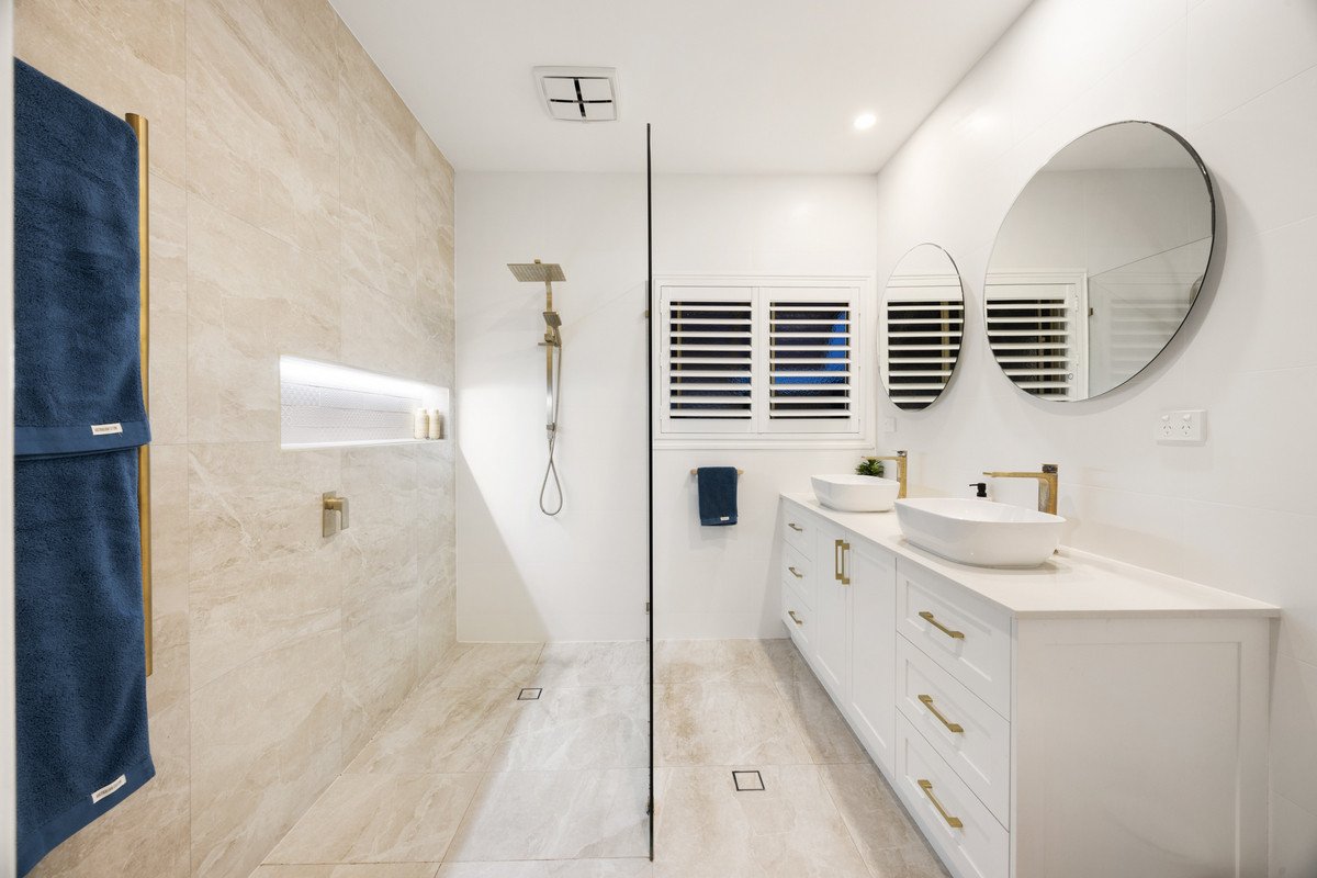 8/36-42 Beachcomber Court Burleigh Waters 19