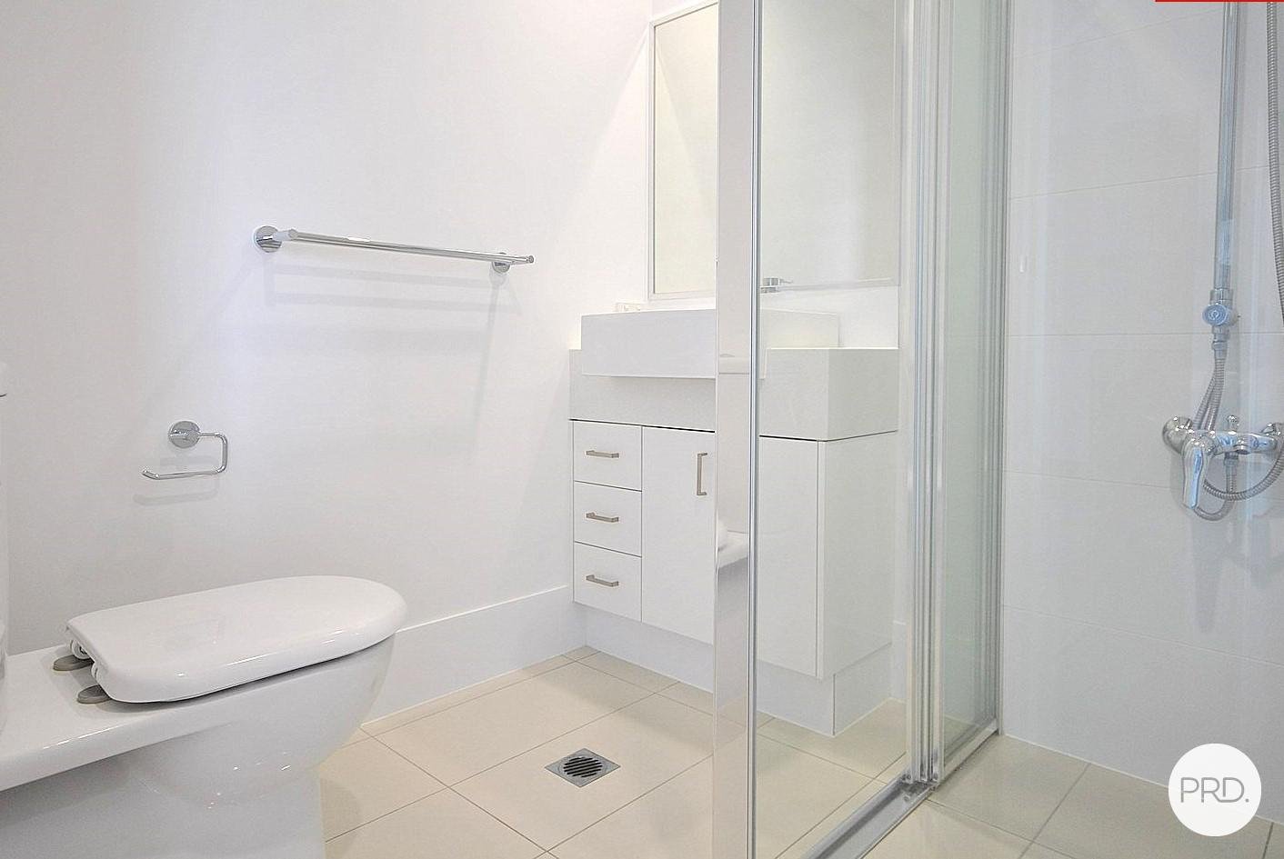 8/37 Central Street LABRADOR 8