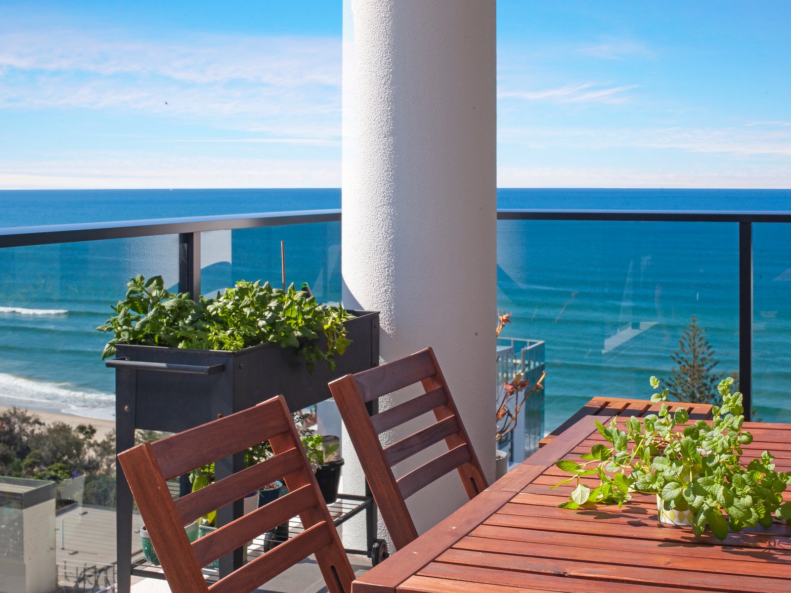 83/72 The Esplanade BURLEIGH HEADS 12