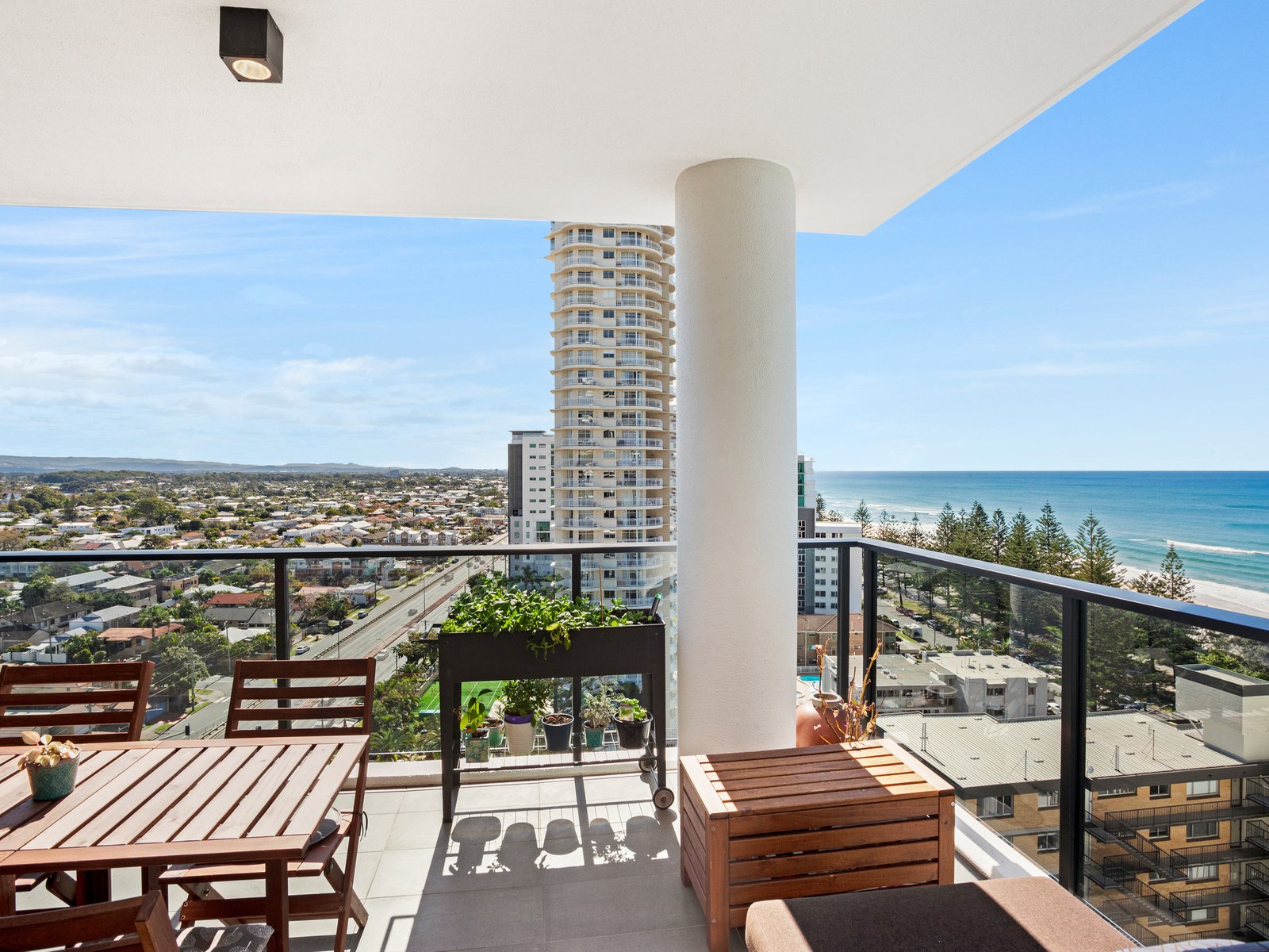 83/72 The Esplanade BURLEIGH HEADS 13