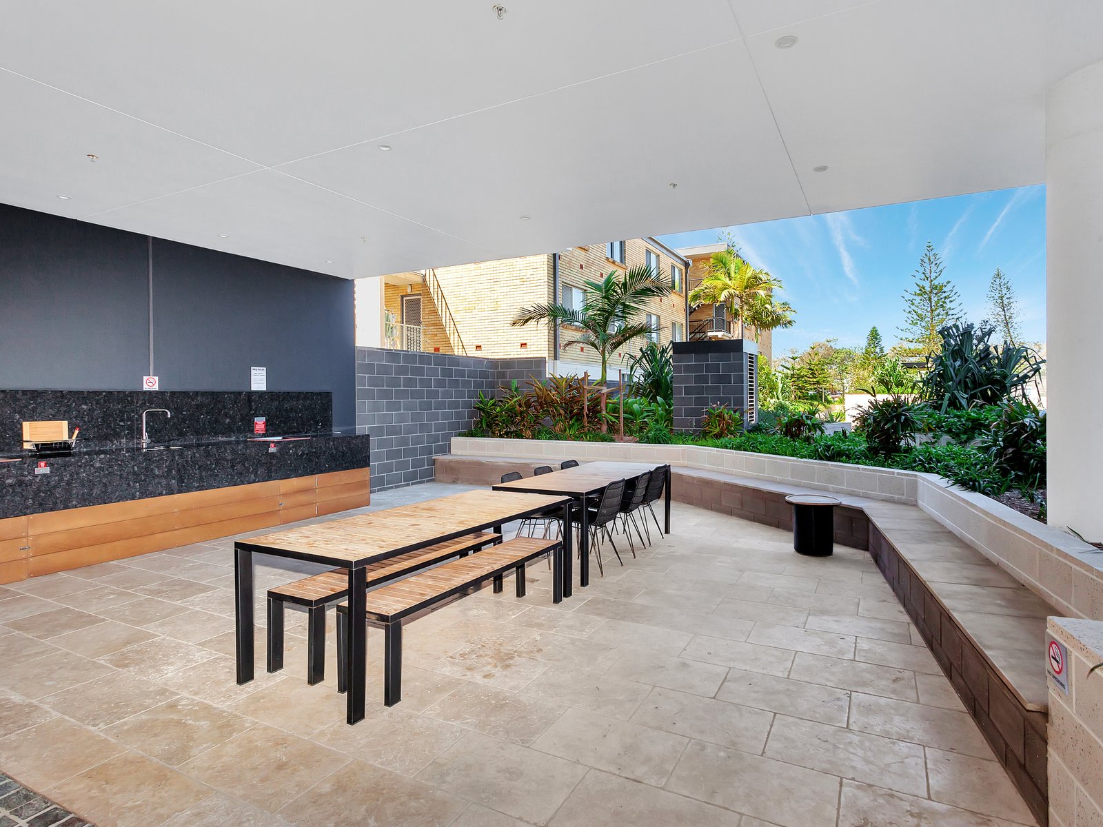 83/72 The Esplanade BURLEIGH HEADS 18