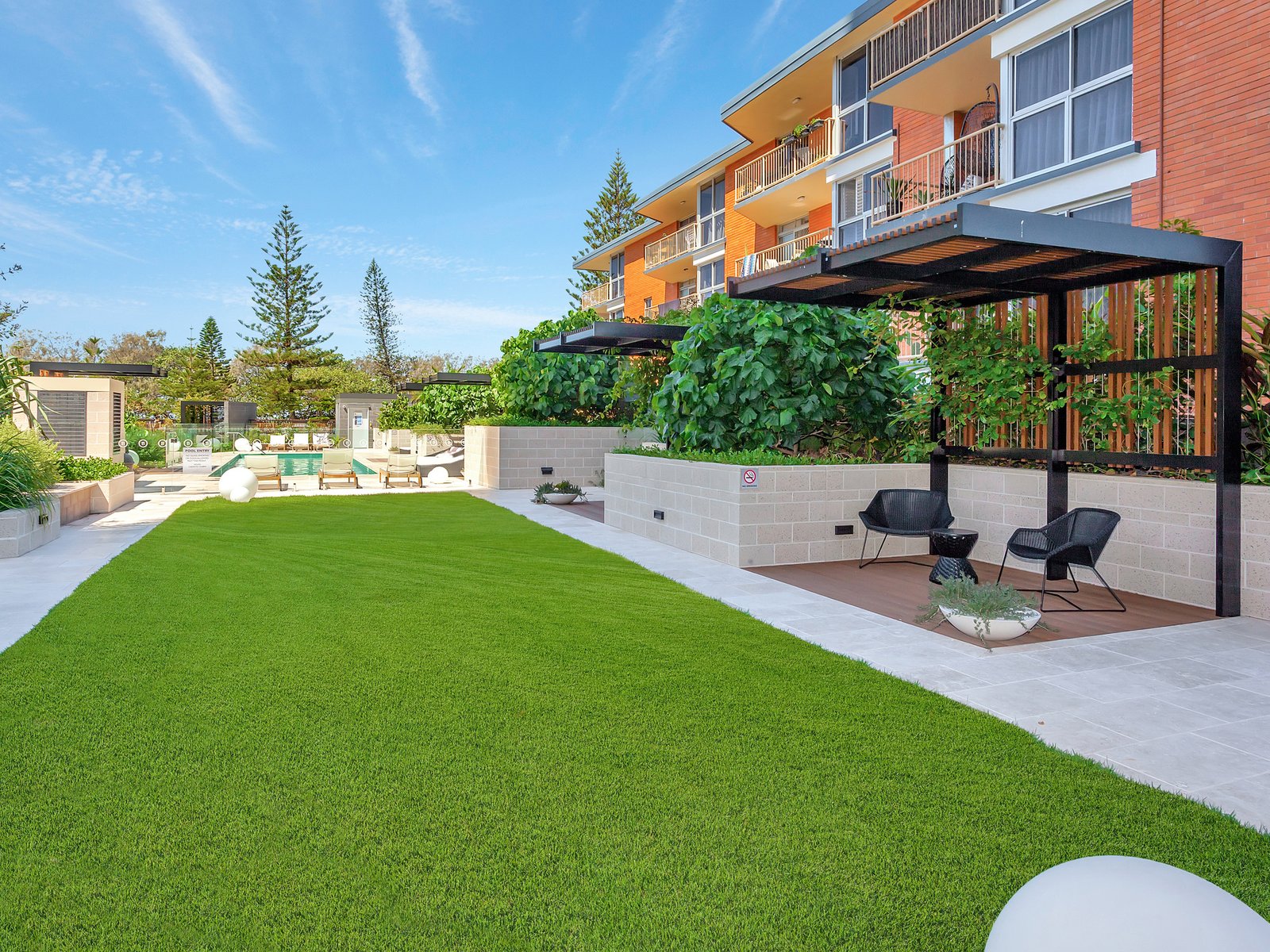 83/72 The Esplanade BURLEIGH HEADS 19