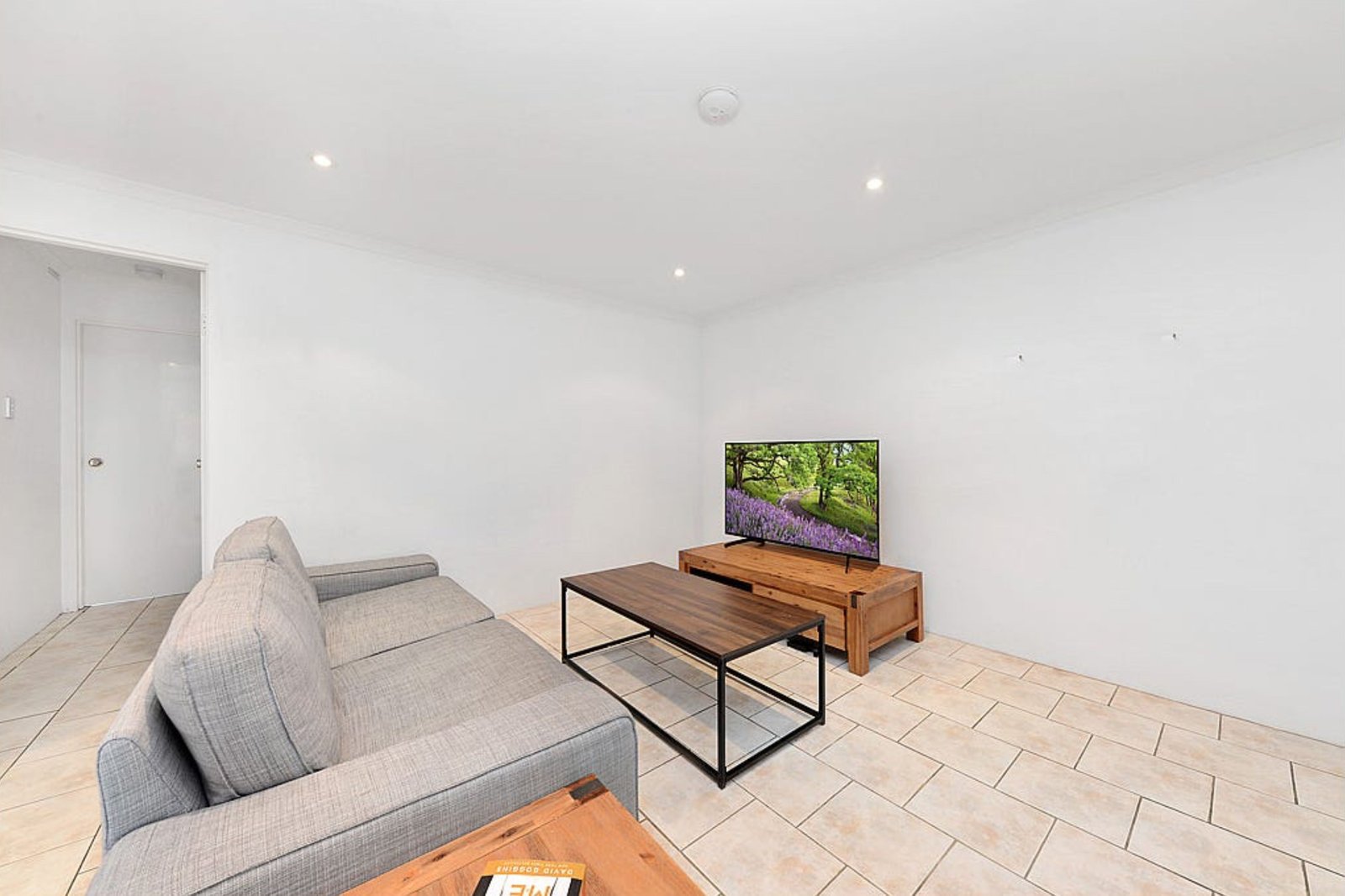 8/38 Brittain Crescent HILLSDALE 3