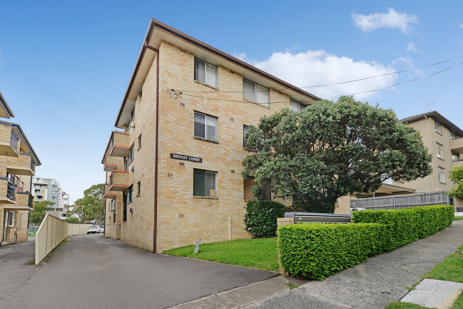 8/38 Brittain Crescent HILLSDALE 8