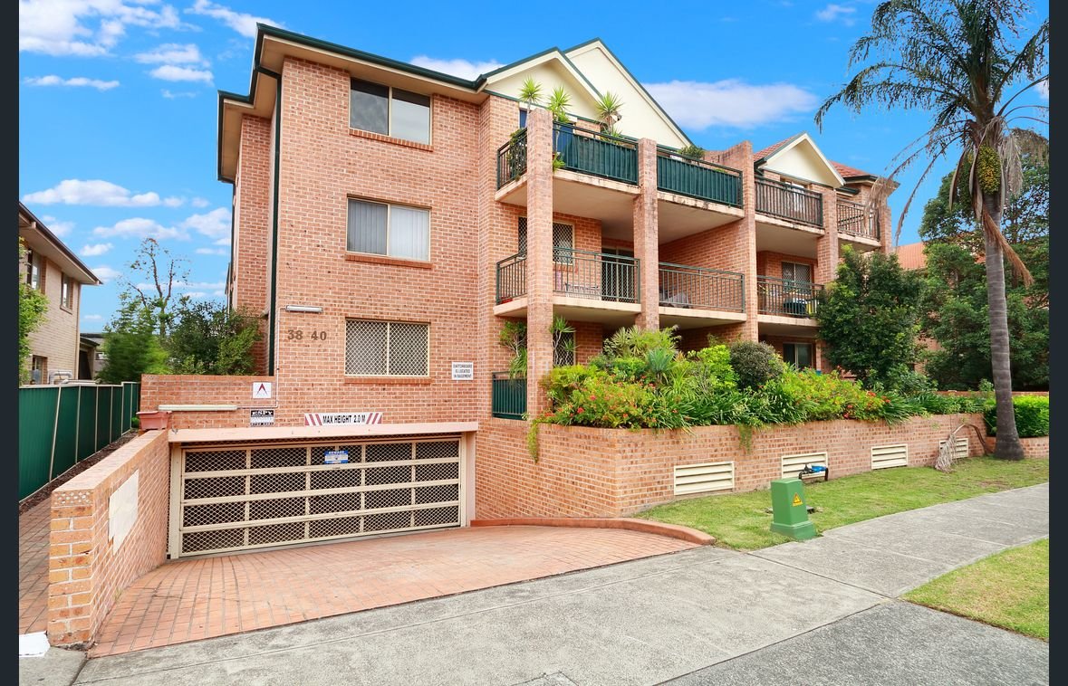 8/38 Hampden Street BEVERLY HILLS 1
