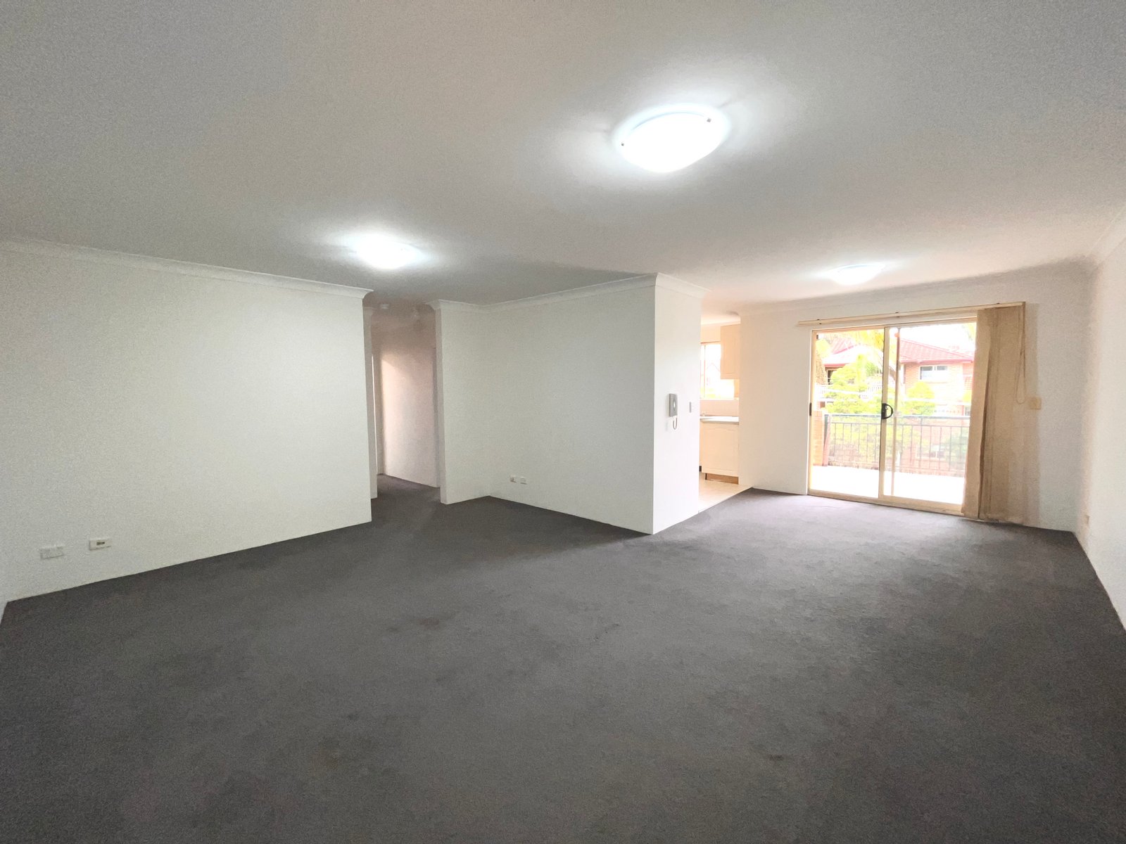 8/38 Hampden Street BEVERLY HILLS 2