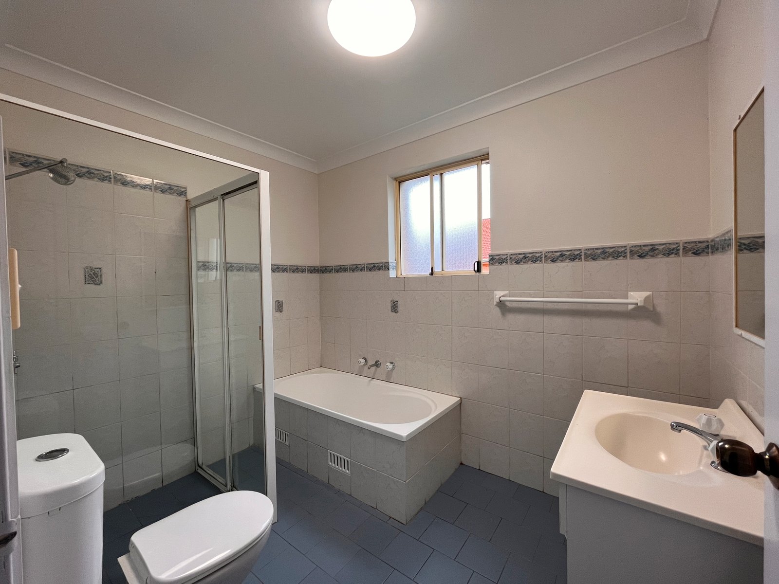 8/38 Hampden Street BEVERLY HILLS 6