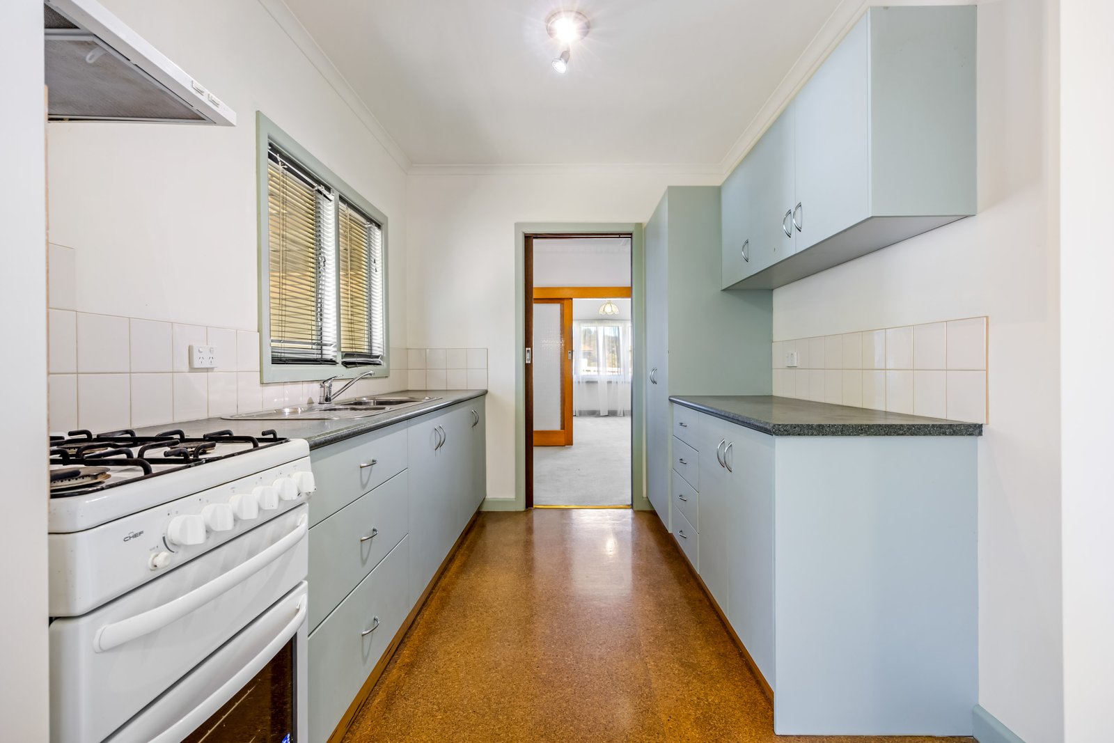 Gallery: 838 Tress St