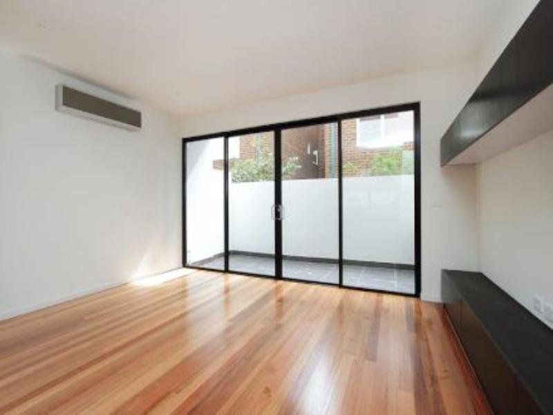 Gallery: 8/39 Kooyong Road