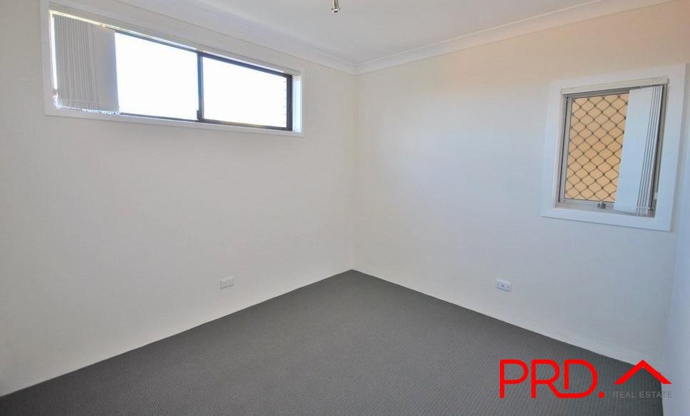 8/39 Lenneberg Street SOUTHPORT 6