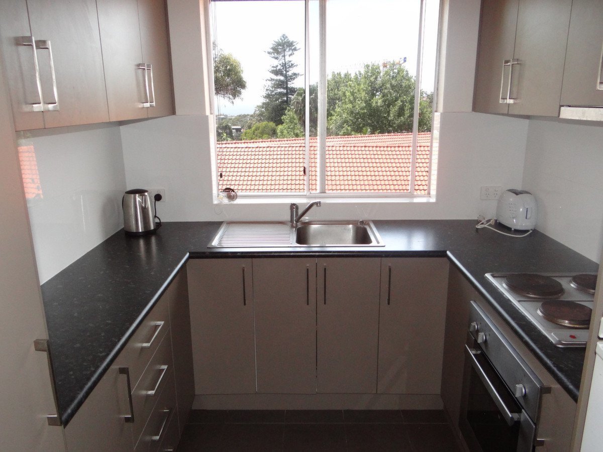 8/390 Bronte Road BRONTE 2