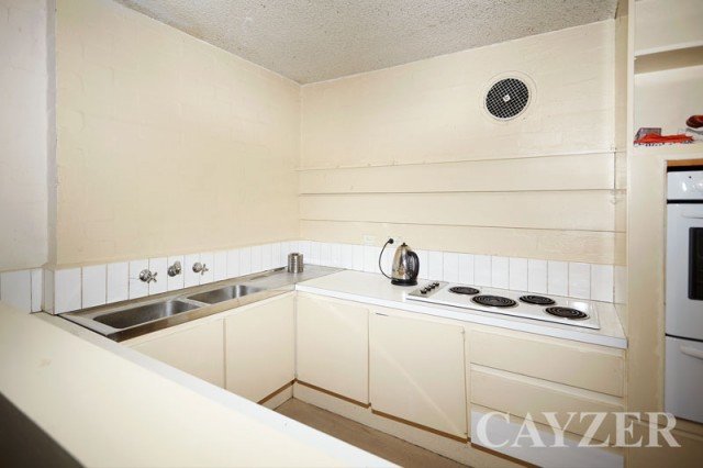 Gallery: 83A Park Street