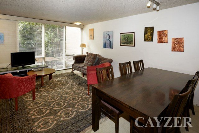Gallery: 83A Park Street