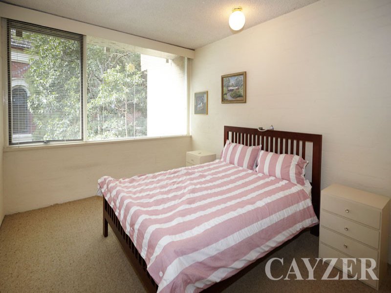 Gallery: 83A Park Street