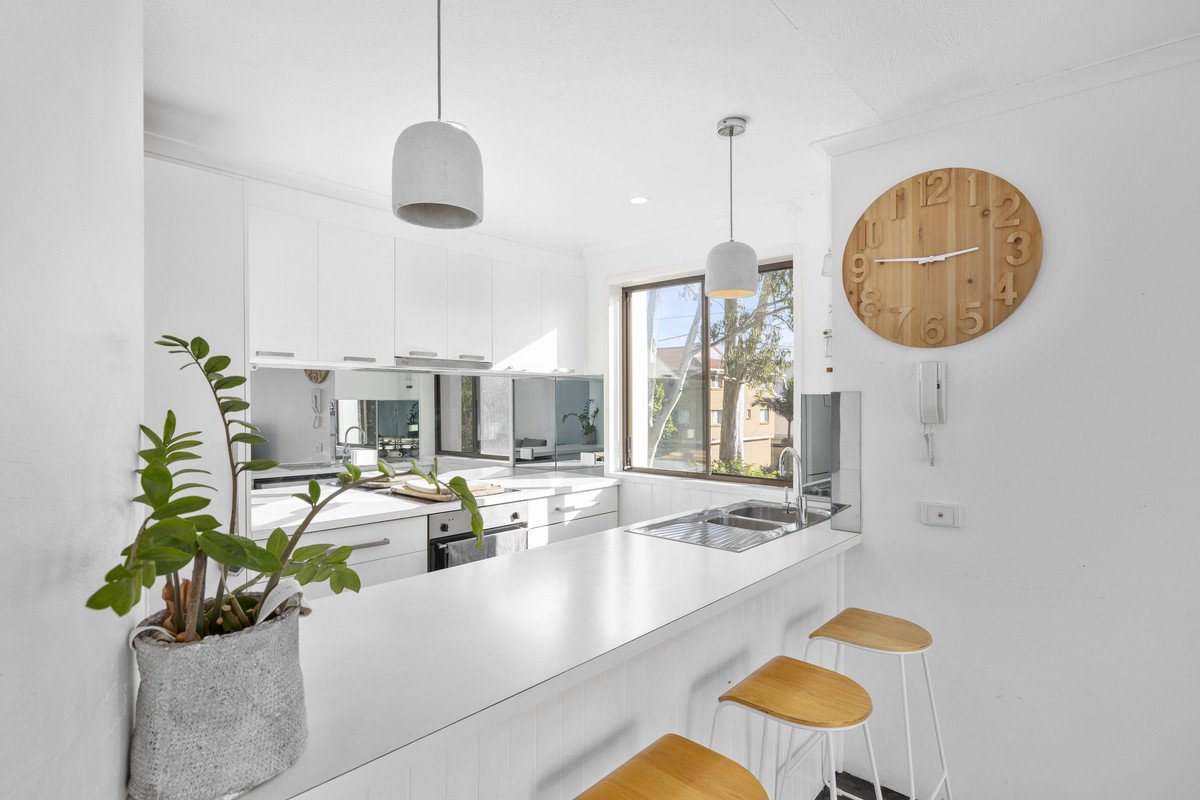 8/4-6 Hooper Drive Currumbin 2