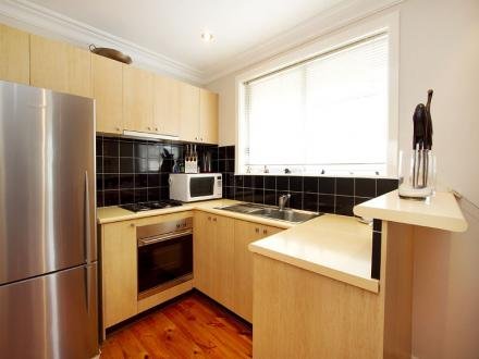 Gallery: 8/4-6 Maxwell Court
