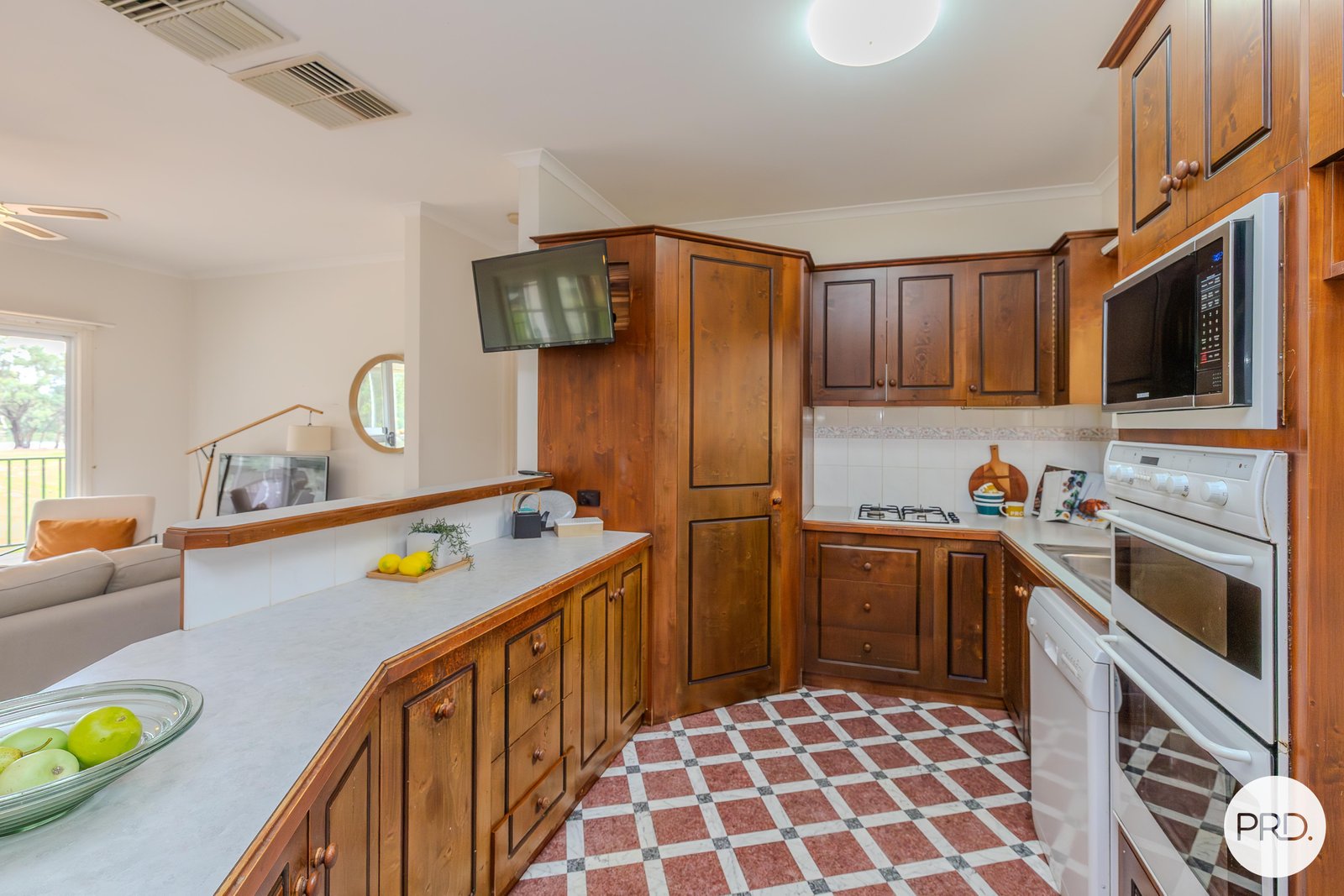 84-86 Hendy Road BURONGA 9