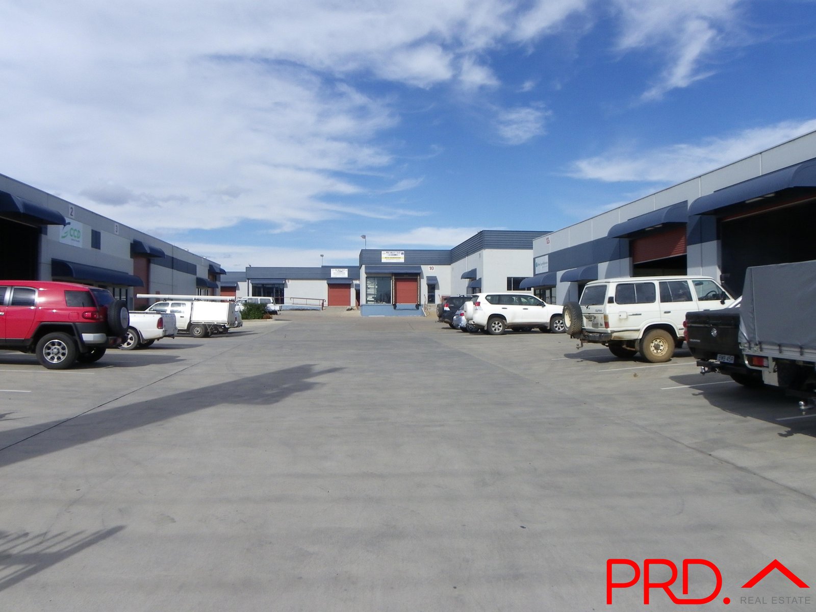 84-92 Barnes Street TAMWORTH 3