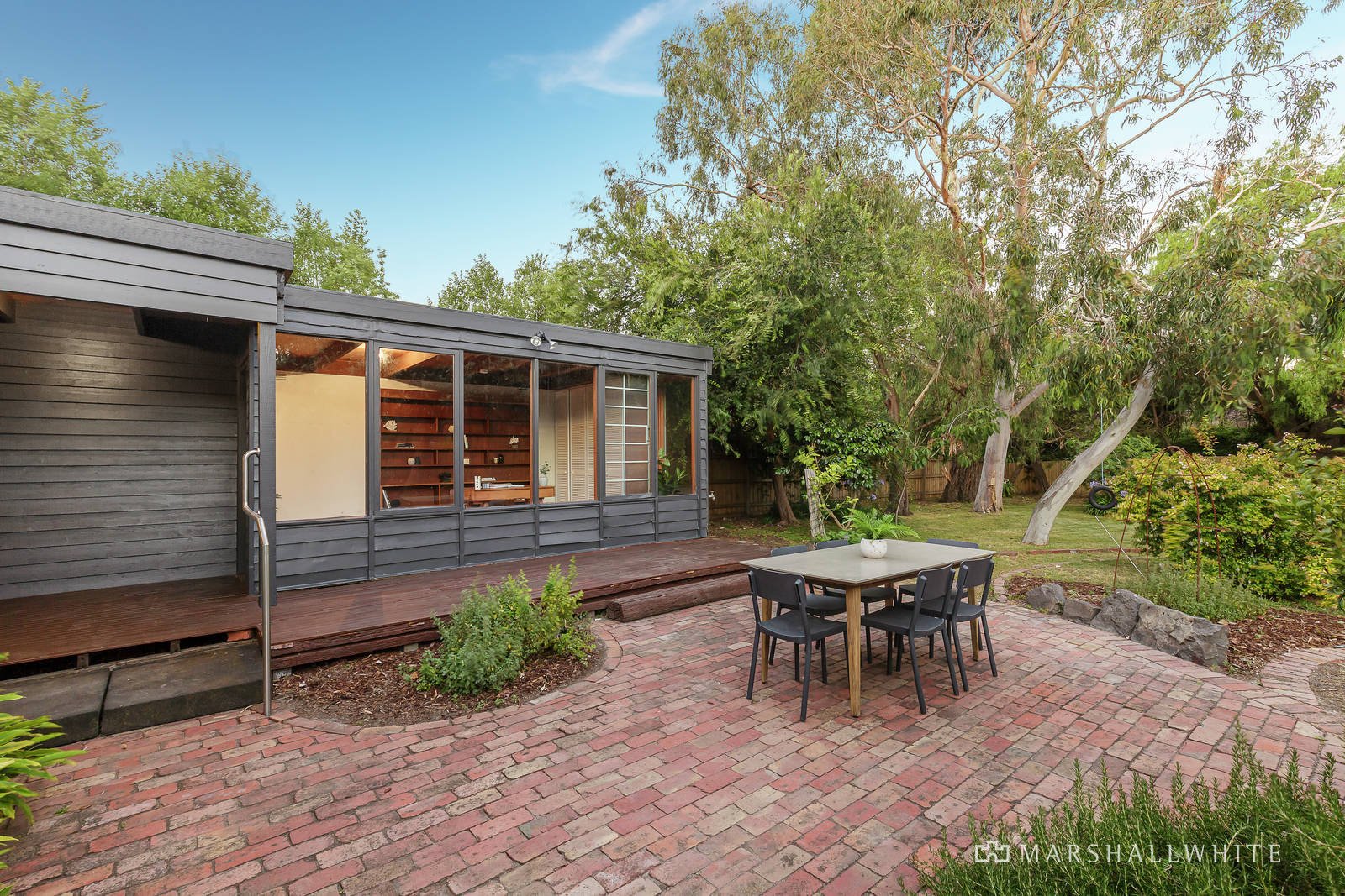 84 Asling Street, Brighton, VIC