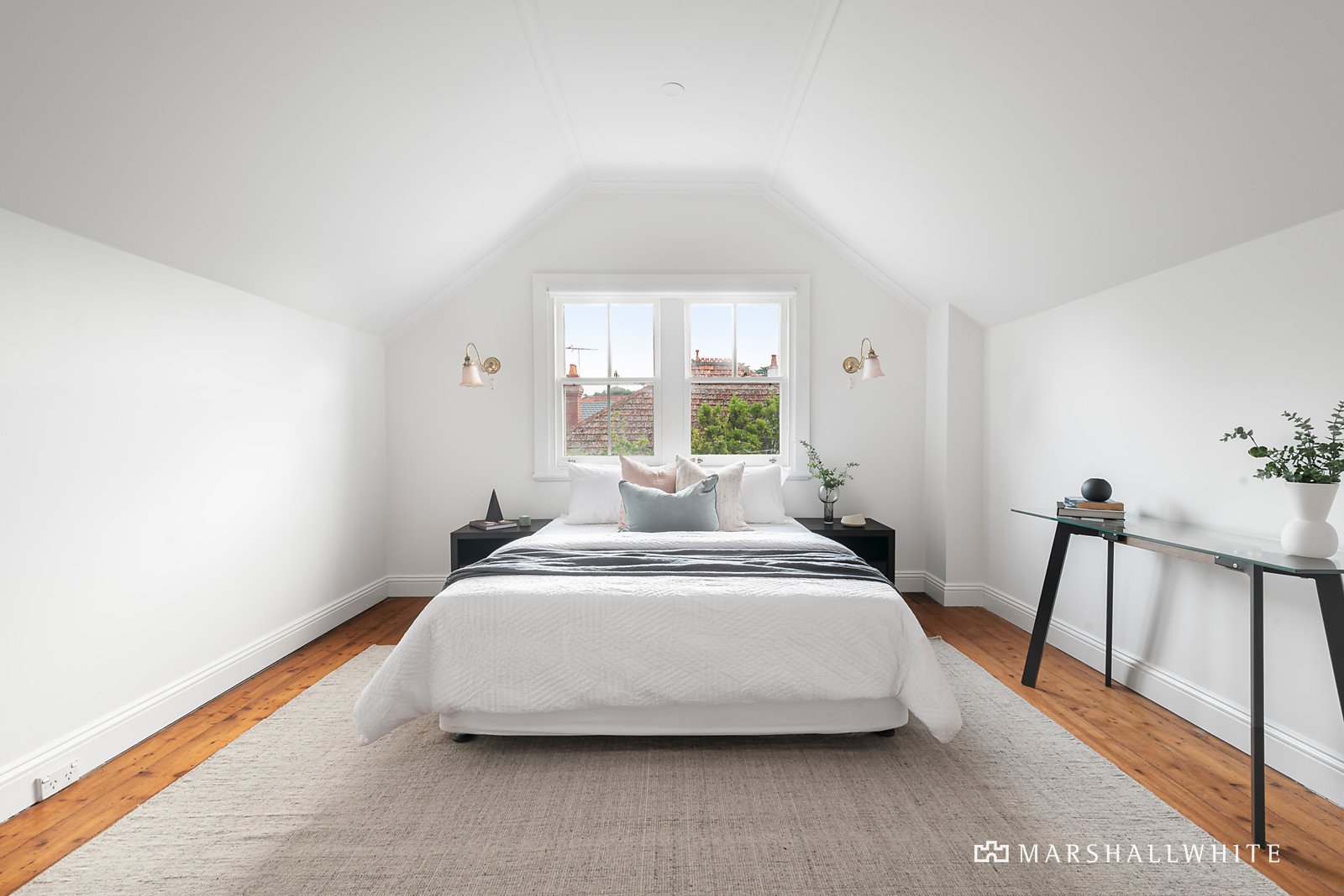 84 Asling Street, Brighton, VIC