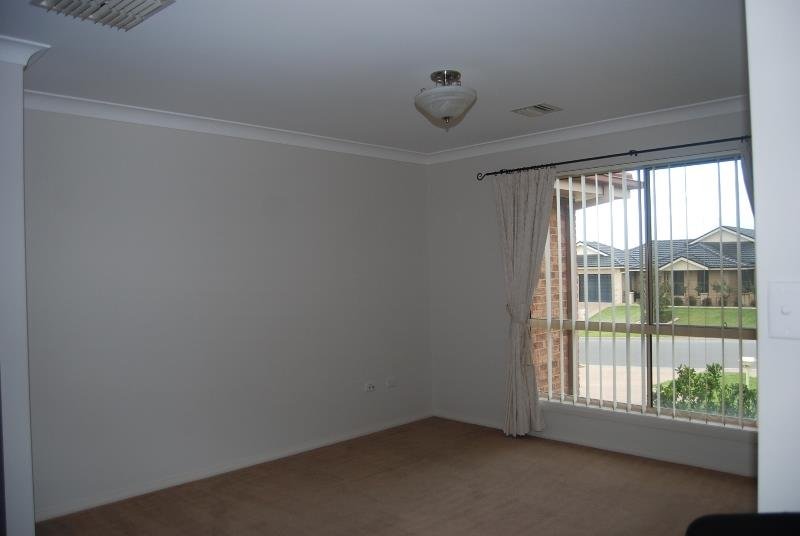 84 Atherton Crescent TATTON 5