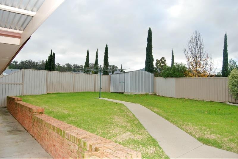 84 Atherton Crescent TATTON 7