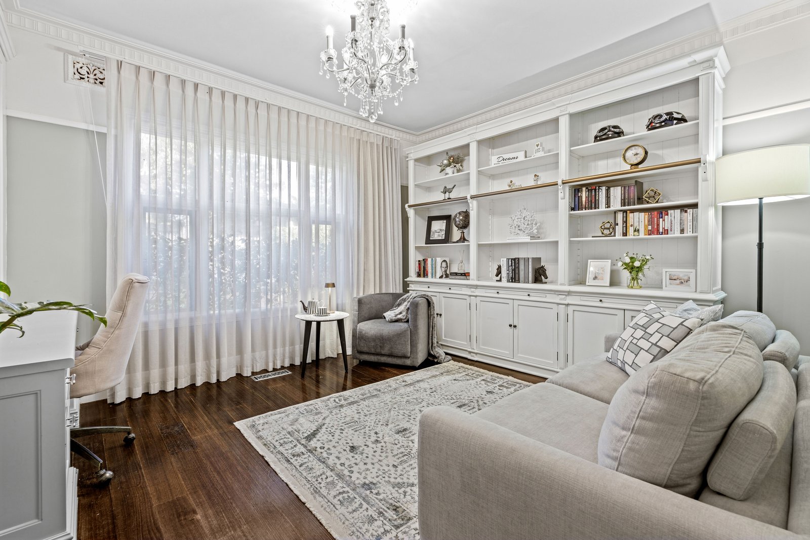 Gallery: 84 Broughton Road
