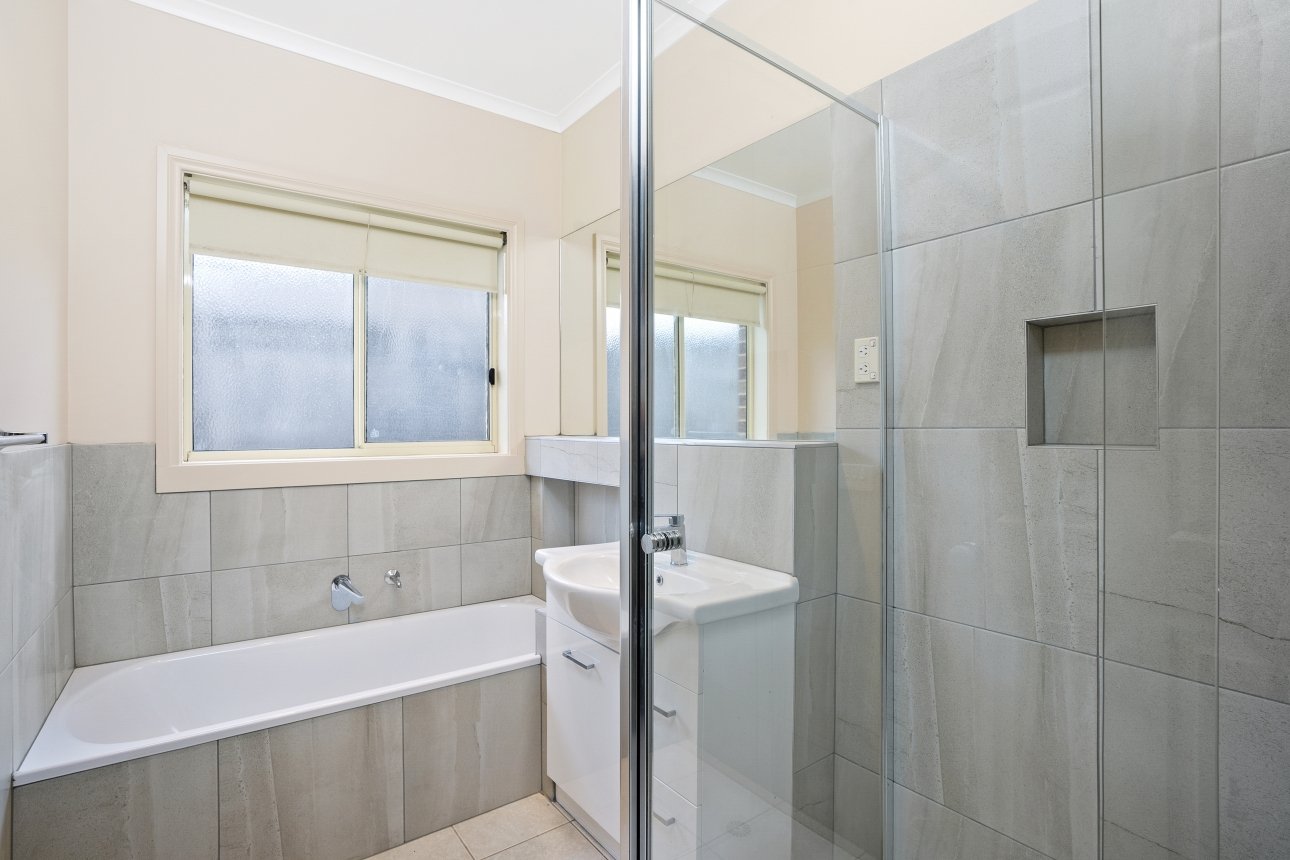 Real Estate and Property in 84 Canowindra Way, Leopold, VIC