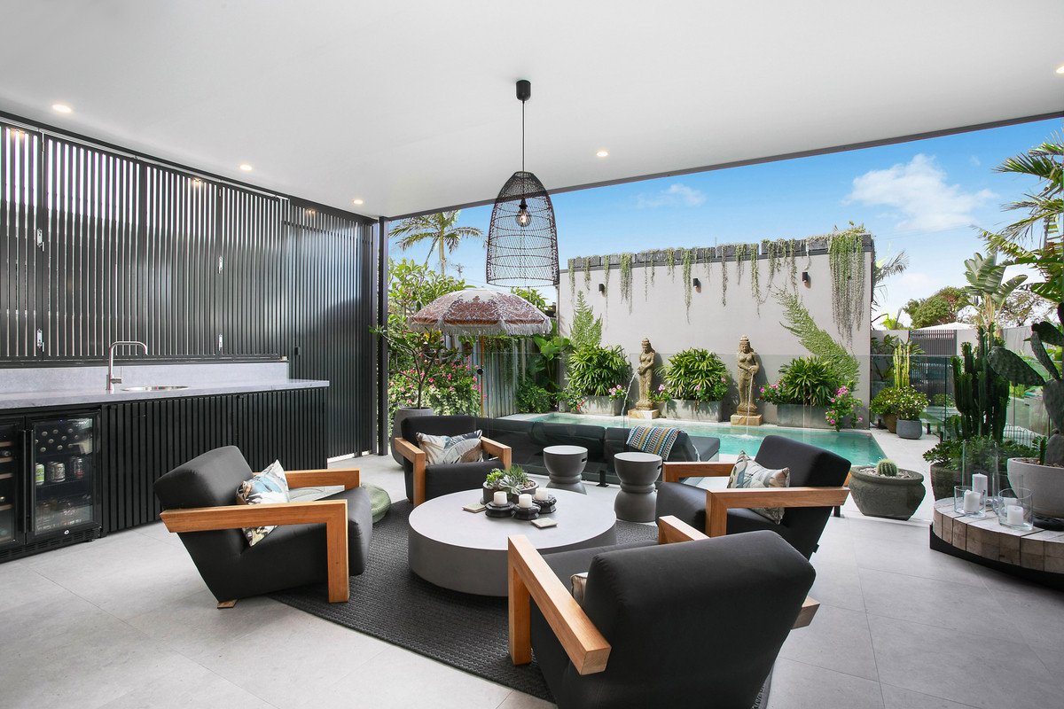 84 Chainey Avenue MIAMI 5