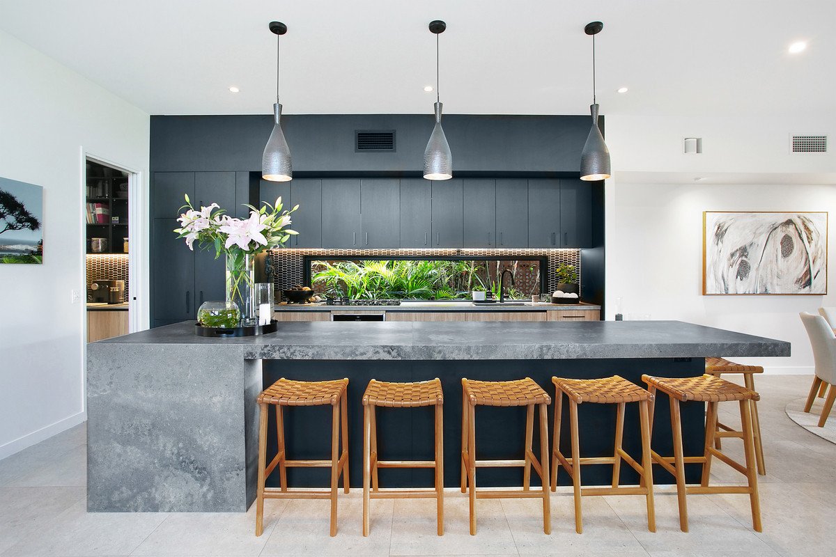 84 Chainey Avenue MIAMI 4