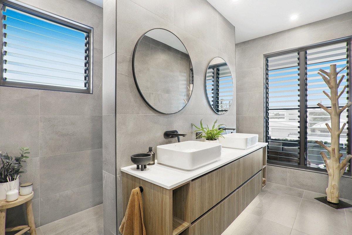 84 Chainey Avenue MIAMI 13