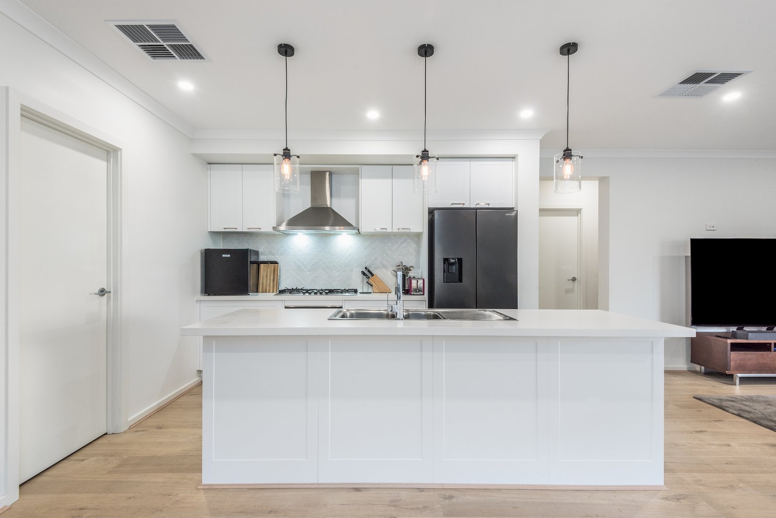 Gallery: 84 Clarkes Road