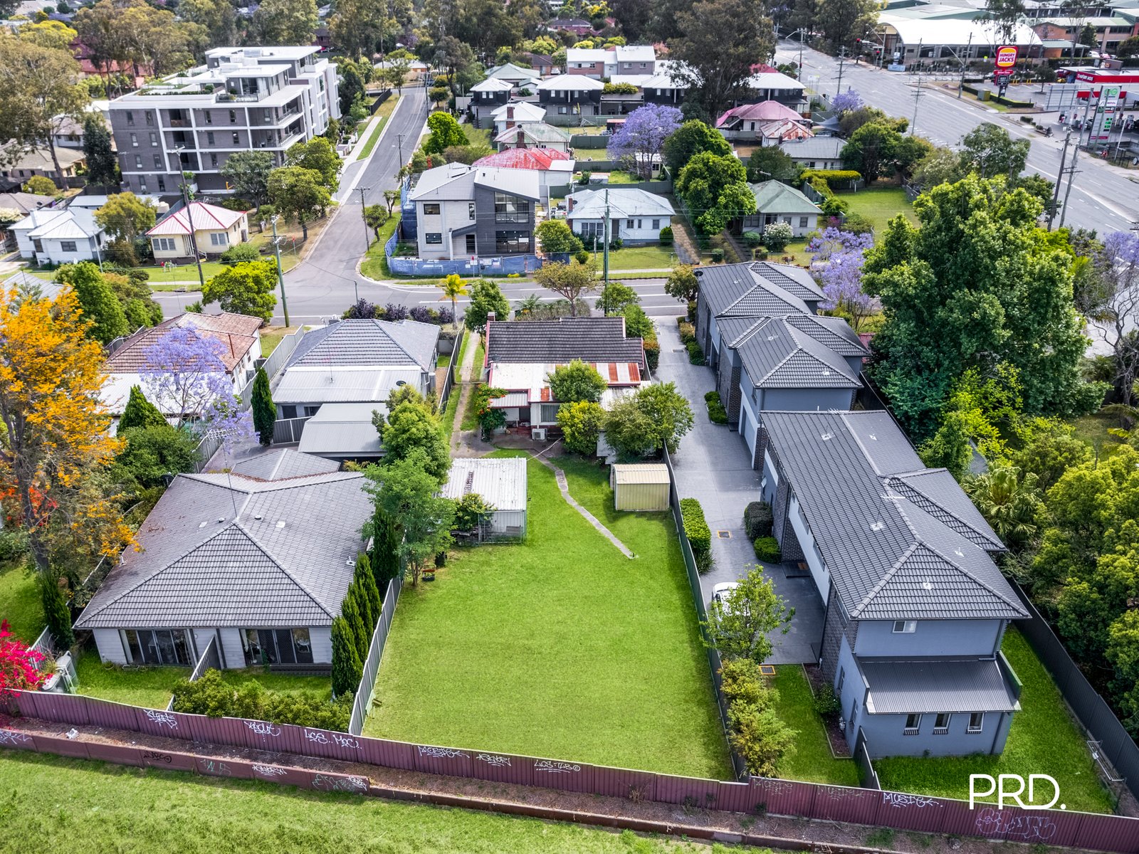 84 Cox Avenue PENRITH 2