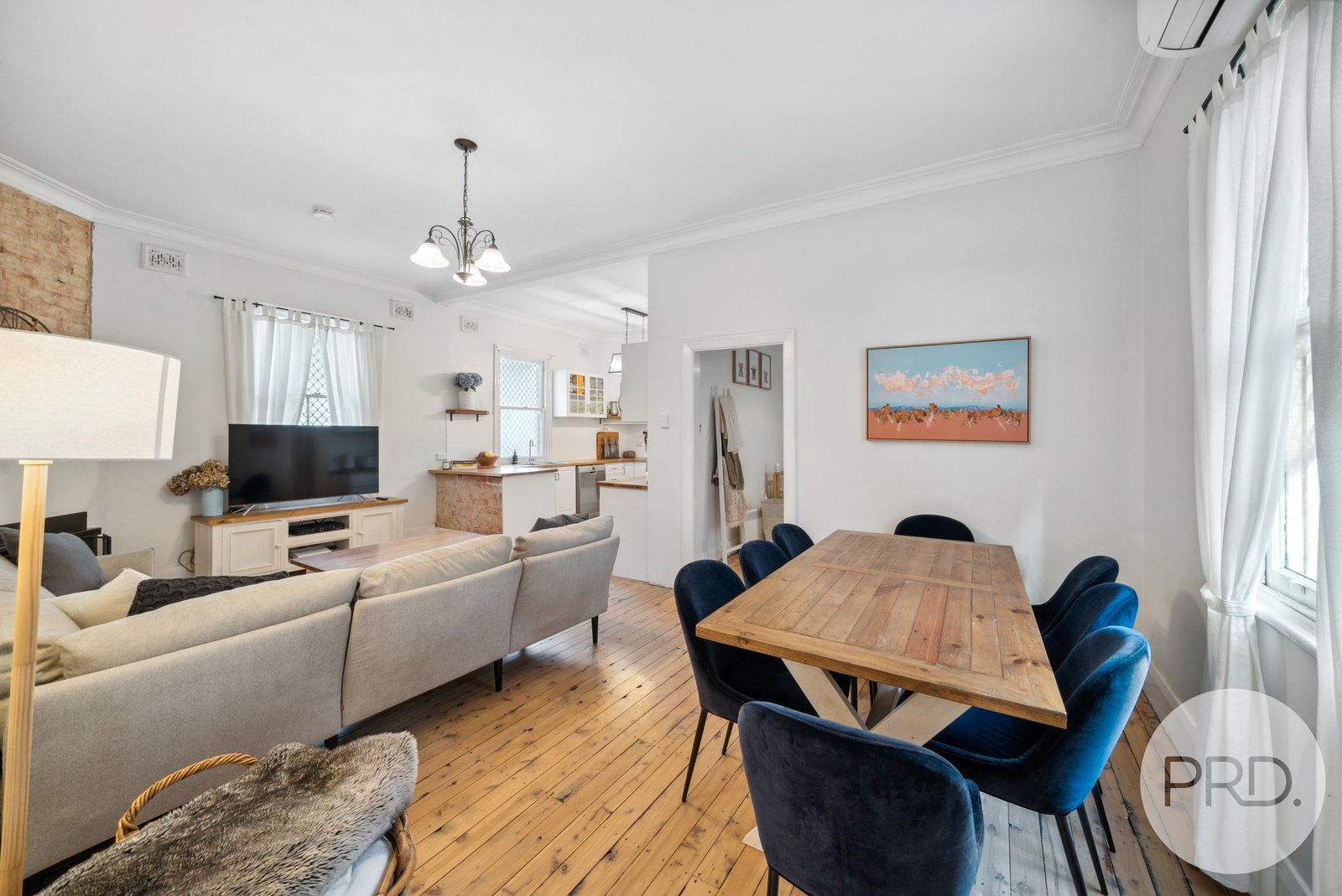 84 Crampton Street WAGGA WAGGA 4