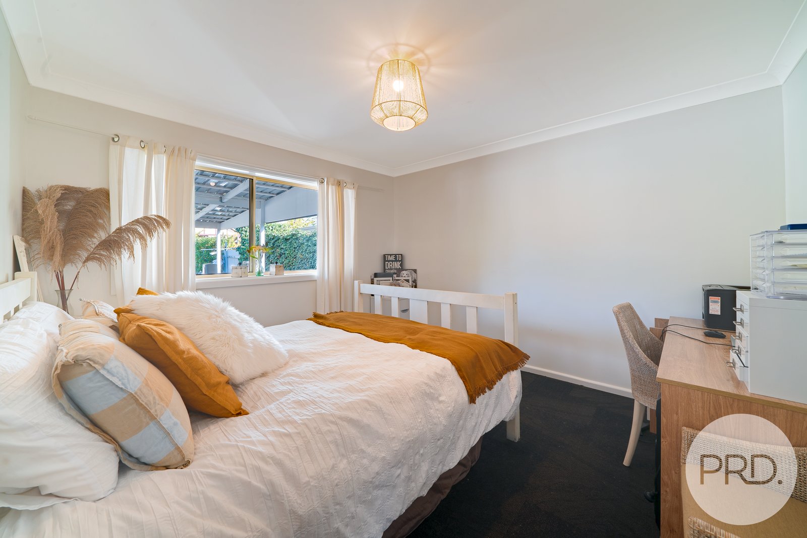 84 Crampton Street WAGGA WAGGA 8