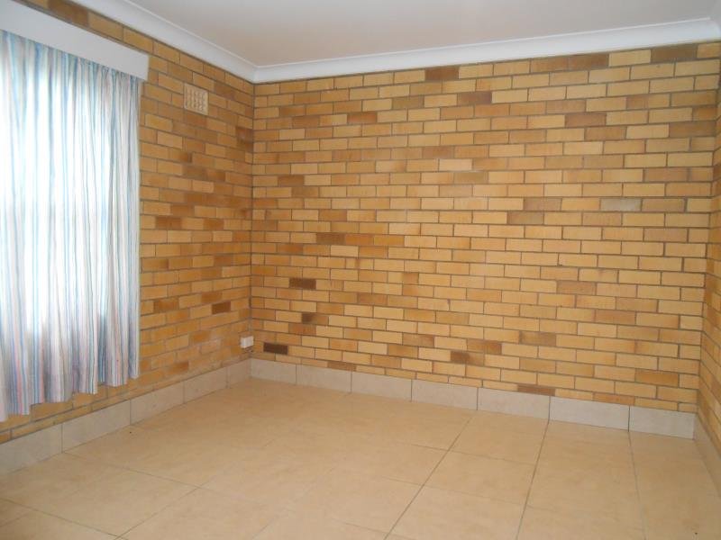 84 Crown Street TAMWORTH 7