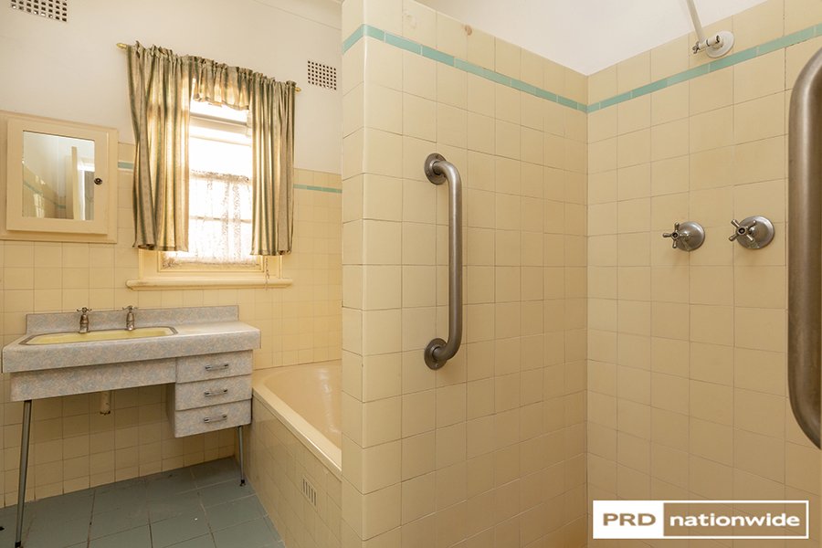 84 Denne Street TAMWORTH 7